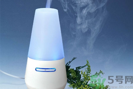 加濕器里可以加精油嗎？加濕器里可以加醋嗎？