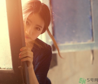 女性頭暈?zāi)垦Ｔ趺椿厥拢颗灶^暈?zāi)垦Ｔ趺崔k？