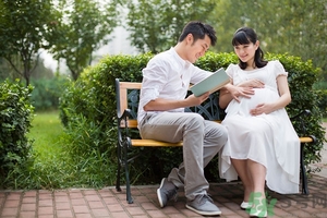科學(xué)的胎教方法有哪些？怎么胎教培養(yǎng)聰明寶寶？
