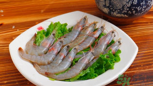 青蝦怎么去蝦線？青蝦的蝦線怎么去？