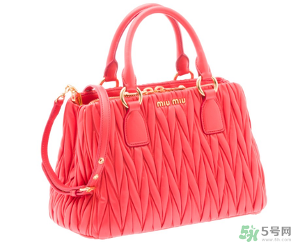 miumiu是哪個(gè)國家的牌子？miumiu是prada旗下的嗎？