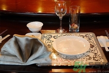 開水燙餐具能消毒嗎？高溫能消毒餐具嗎？