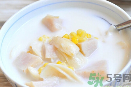 吃芋頭可以喝牛奶嗎？吃芋頭喝牛?奶有什么好處？