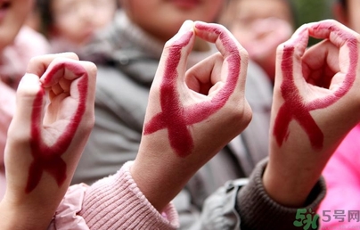 男男同性艾滋病機率有多高？男男同性為什么容易得艾滋？