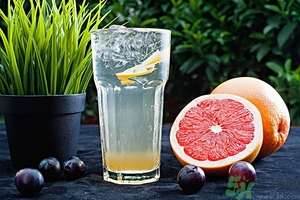 柚子可以泡水喝嗎？柚子泡水喝有什么好處？