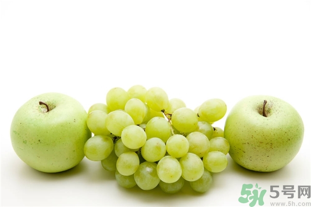 葡萄和蘋果可以一起吃嗎？葡萄和蘋果可以一起榨汁嗎？