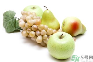 葡萄和蘋果可以一起吃嗎？葡萄和蘋果可以一起榨汁嗎？