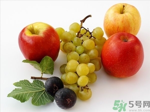 葡萄和蘋果可以一起吃嗎？葡萄和蘋果可以一起榨汁嗎？