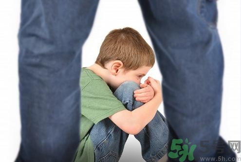 打罵孩子是犯罪行為嗎？打罵孩子對(duì)孩子的影響