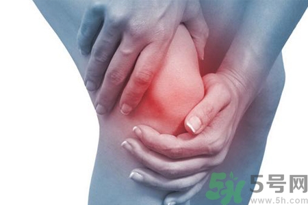 來月經(jīng)前膝蓋疼怎么回事？月經(jīng)膝蓋疼怎么辦？