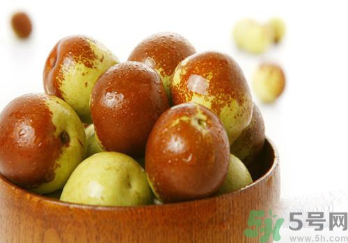 月經(jīng)期間可以吃冬棗嗎？來月經(jīng)一天吃多少冬棗合適？
