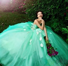 結(jié)婚可以穿綠色衣服嗎？結(jié)婚為什么穿綠鞋子？