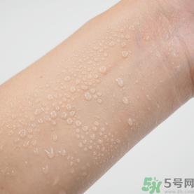 露娜luna氣墊粉底好不好用？luna氣墊bb好用嗎？