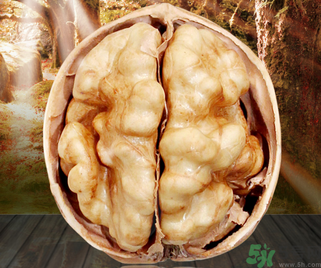 紙皮核桃和薄皮核桃的區(qū)別？紙皮核桃和薄皮核桃哪個好？