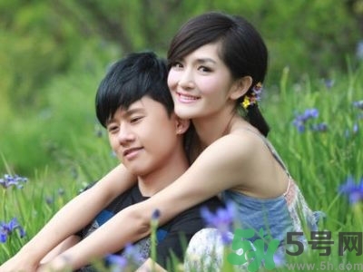 為什么男人喜歡姐弟戀？姐弟戀男人的心理