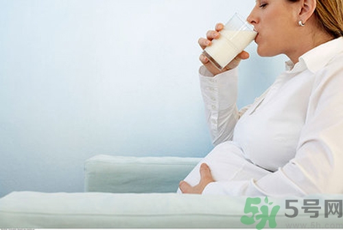孕婦缺鈣的癥狀有哪些？孕婦缺鈣怎么補(bǔ)？
