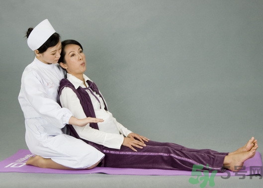 分娩時(shí)怎么呼吸？分娩時(shí)如何正確使力？