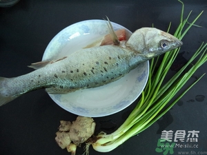 鱸魚蒸多長時間？鱸魚怎么蒸？