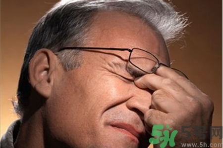 眼睛干澀發(fā)癢怎么回事？眼睛干澀發(fā)癢怎么辦？