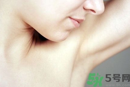 女人腋下不長毛怎么回事？女人腋下不長毛怎么辦？