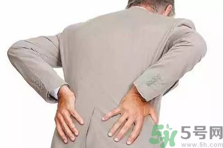 后背刺痛是怎么回事？后背刺痛是怎么辦？