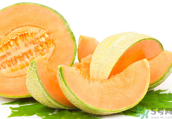 哈密瓜吃多了會怎么樣？哈密瓜吃多了會上火嗎？