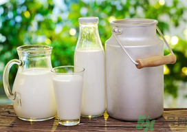 吃完柿子可以喝牛奶嗎？吃完柿子多久可以喝牛奶？