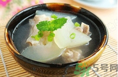 入秋喝什么湯最好？秋季養(yǎng)生湯有哪些？
