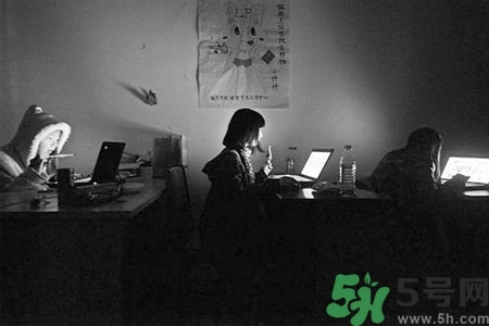 熬夜對(duì)青少年有什么影響？熬夜對(duì)青少年的危害是什么？