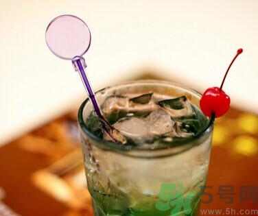 孕婦能喝碳酸飲料嗎？孕婦喝碳酸飲料對(duì)胎兒有影響嗎？