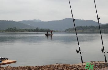 十月份可以釣魚(yú)嗎？十月份釣魚(yú)用什么餌料？