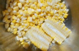 新鮮玉米怎么剝粒？怎么剝新鮮玉米？