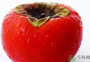 吃柿子后多久可以吃螃蟹？吃柿子后吃螃蟹會(huì)怎樣？