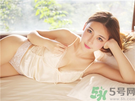 處女第一次緊張怎么辦？處女第一次都會出血嗎？