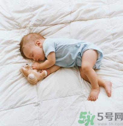 秋季幼兒如何預(yù)防感冒？秋季幼兒感冒怎么辦？