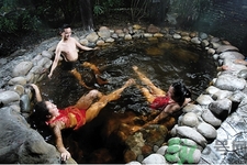 患風(fēng)寒能泡溫泉嗎？患風(fēng)寒適合泡溫泉嗎？