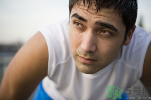 蕁麻疹會(huì)不會(huì)傳染給別人?蕁麻疹會(huì)不會(huì)傳染給新生兒 蕁麻疹會(huì)不會(huì)傳染給別人?蕁麻疹會(huì)不會(huì)傳染給新生兒