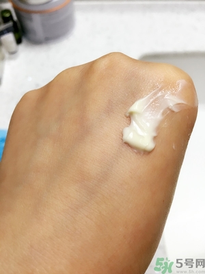 思親膚和自然樂園哪個(gè)好？skin food和自然樂園哪個(gè)好用？