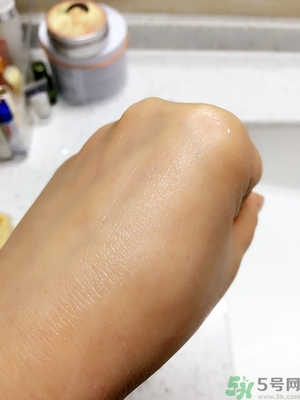 思親膚和自然樂園哪個(gè)好？skin food和自然樂園哪個(gè)好用？