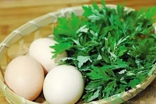 艾葉煮雞蛋有什么作用？痛經(jīng)能吃艾葉煮雞蛋嗎？