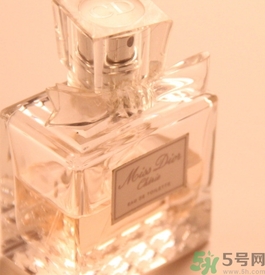 夜巴黎香水現(xiàn)在有嗎？夜巴黎香水哪里買？