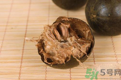 羅漢果發(fā)霉了可以泡茶嗎？喝了發(fā)霉的羅漢果茶會怎樣？