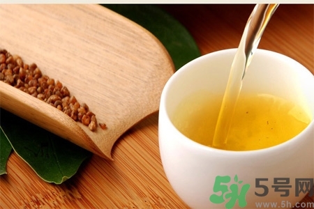 茶垢對(duì)身體有害嗎？茶垢到底是養(yǎng)生還是危害健康？