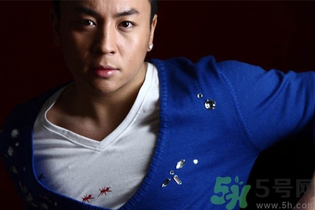 男生打耳洞有什么含義嗎？男生打耳洞有什么講究嗎？