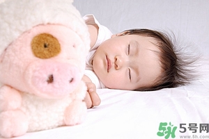 寶寶睡覺鼻子不通氣小妙招,寶寶睡覺鼻子不通氣怎么辦 寶寶睡覺鼻子不通氣小妙招,寶寶睡覺鼻子不通氣怎么辦