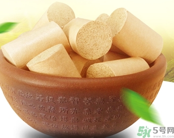 艾灸足三里有什么好處？艾灸足三里的功效