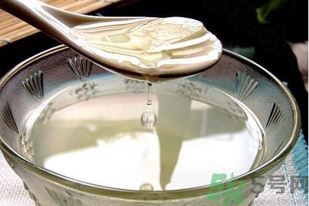 寶寶咳嗽喝大蒜水有用嗎？小孩咳嗽能喝大蒜水嗎？