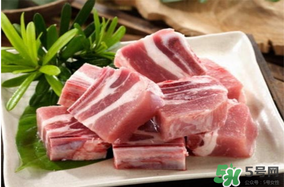 燉排骨用什么鍋？排骨用鍋高壓鍋燉多長時間？
