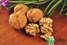 吃核桃會(huì)上火嗎？吃核桃為什么會(huì)上火？