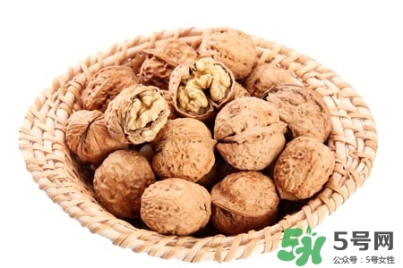 吃核桃會(huì)上火嗎？吃核桃為什么會(huì)上火？